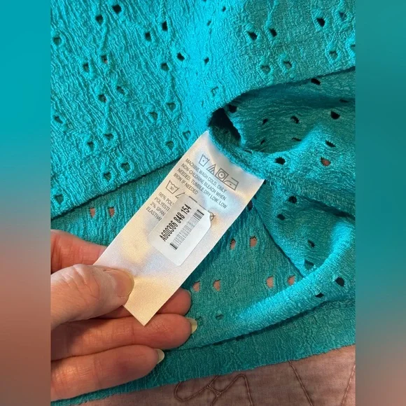 Susan Graver Passport Teal Eyelet Blouse XXS - Picture 9 of 10